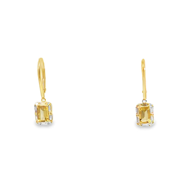 Aretes en oro amarillo de 14K con diamantes de 0.04 ct, luz discreta