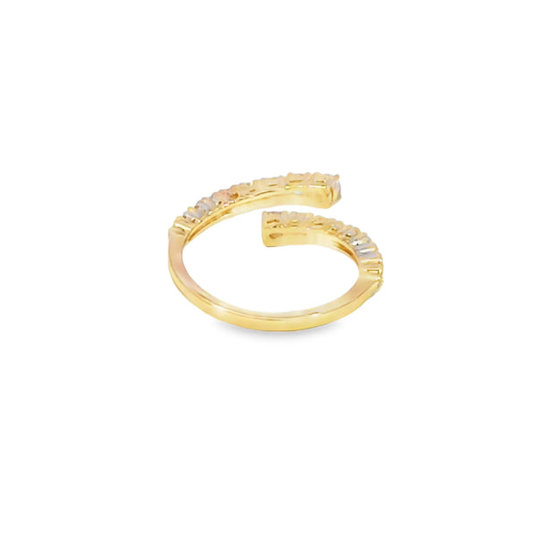 Anillo de oro de 18K para dama con diamante de 0.65 ct, elegancia radiante