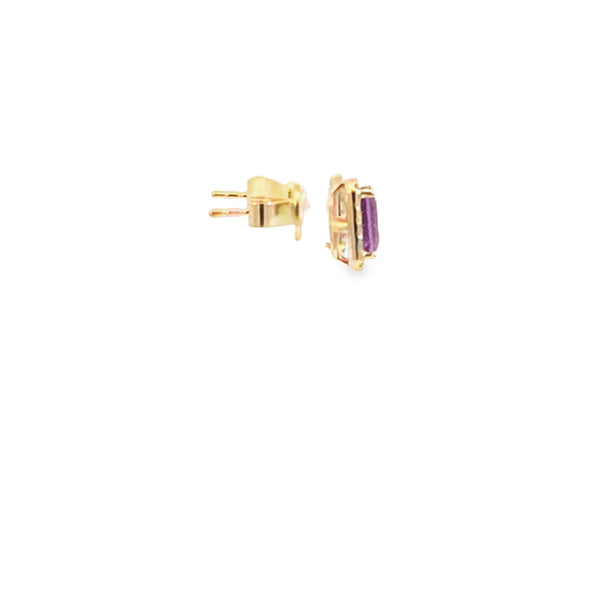 Aretes en oro amarillo de 14K con diamante de 0.17CT