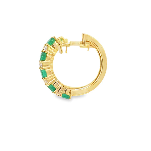 Aretes en oro amarillo de 14K con diamante de 0.18CT y esmeralda de 1.09CT
