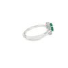 Anillo dama en oro blanco de 14K con diamante de 0.14CT y esmeralda de 0.77CT
