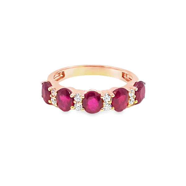 Anillo de dama en oro de 14K con diamante de 0.21 ct y rubí de 3.02 ct