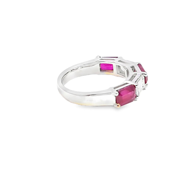 Anillo de dama en oro de 14K OB con diamante de 1.01 ct y rubí de 1.38 ct