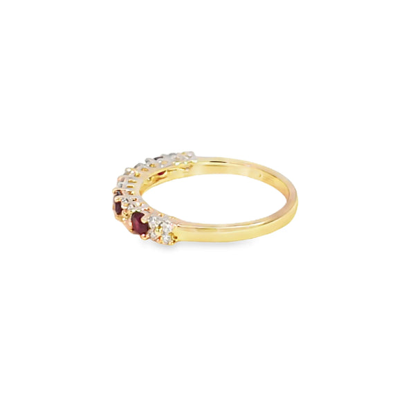 Churumbela en oro amarillo de 14K con diamantes de 0.29 ct y rubís de 0.46 ct