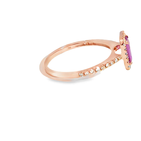 Anillo para dama en oro amarillo de 14K con diamantes de 0.17 ct y zafiro rosa de 1.28 ct