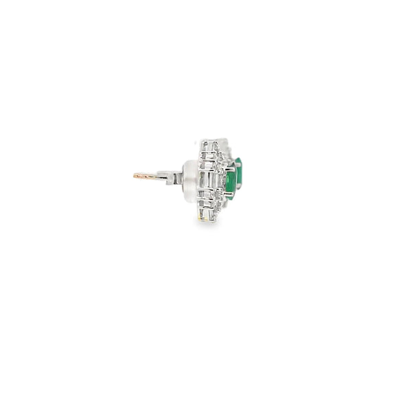 Aretes en oro blanco de 14K con diamantes de 1.23 ct y esmeralda de 1.29 ct
