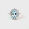 Anillo para Dama en Oro Blanco de 18K, con Brillante de 0.78 ct y Aquamarina de 3.02 ct.